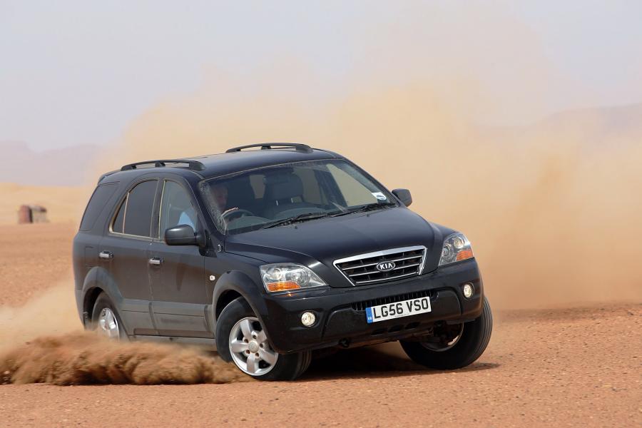  Kia Sorento 2006 года  (фото 21 из 57)